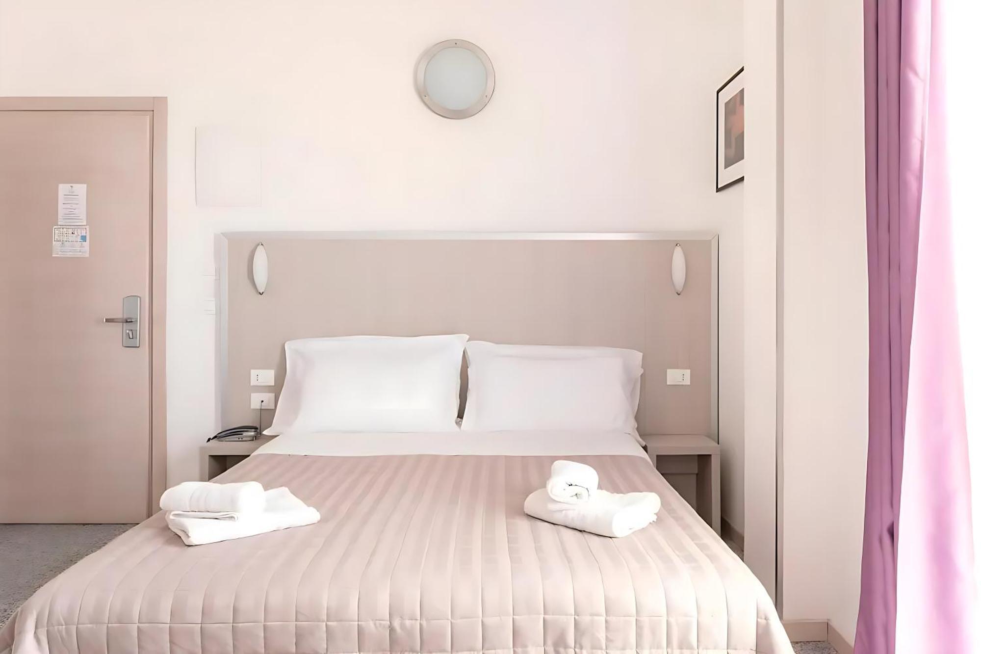Hotel Villa Argia Rimini Esterno foto