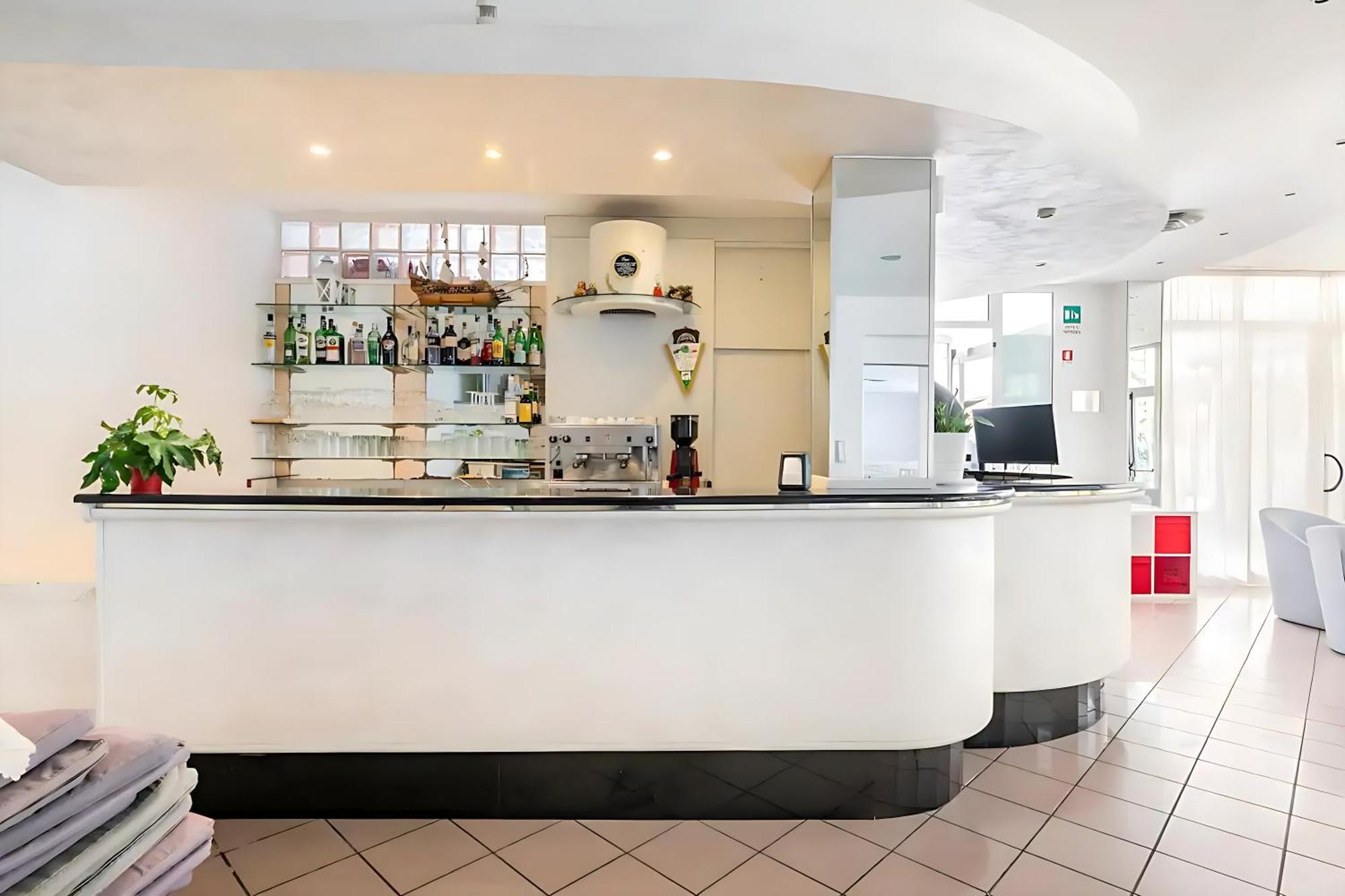 Hotel Villa Argia Rimini Esterno foto